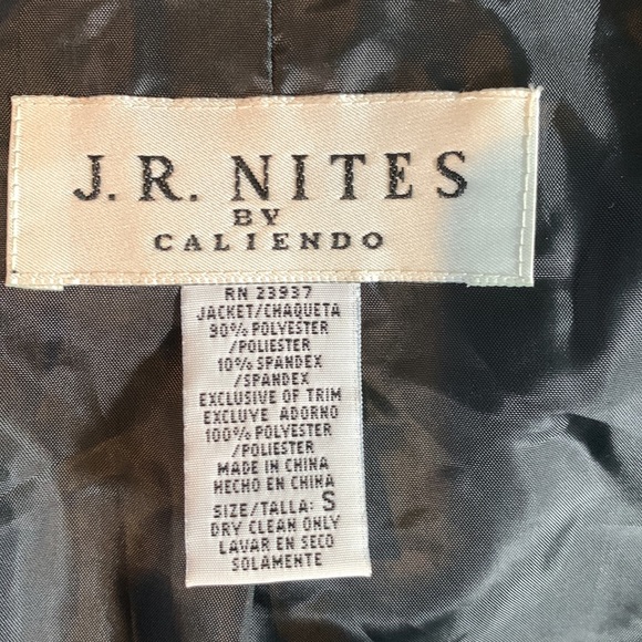 J.R. Nites by Caliendo black velvet opera jacket size small - Picture 6 of 6